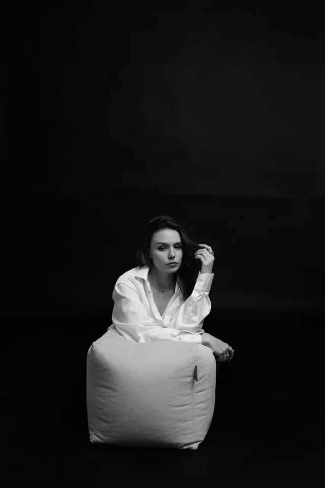 Фотосессия на черном фоне