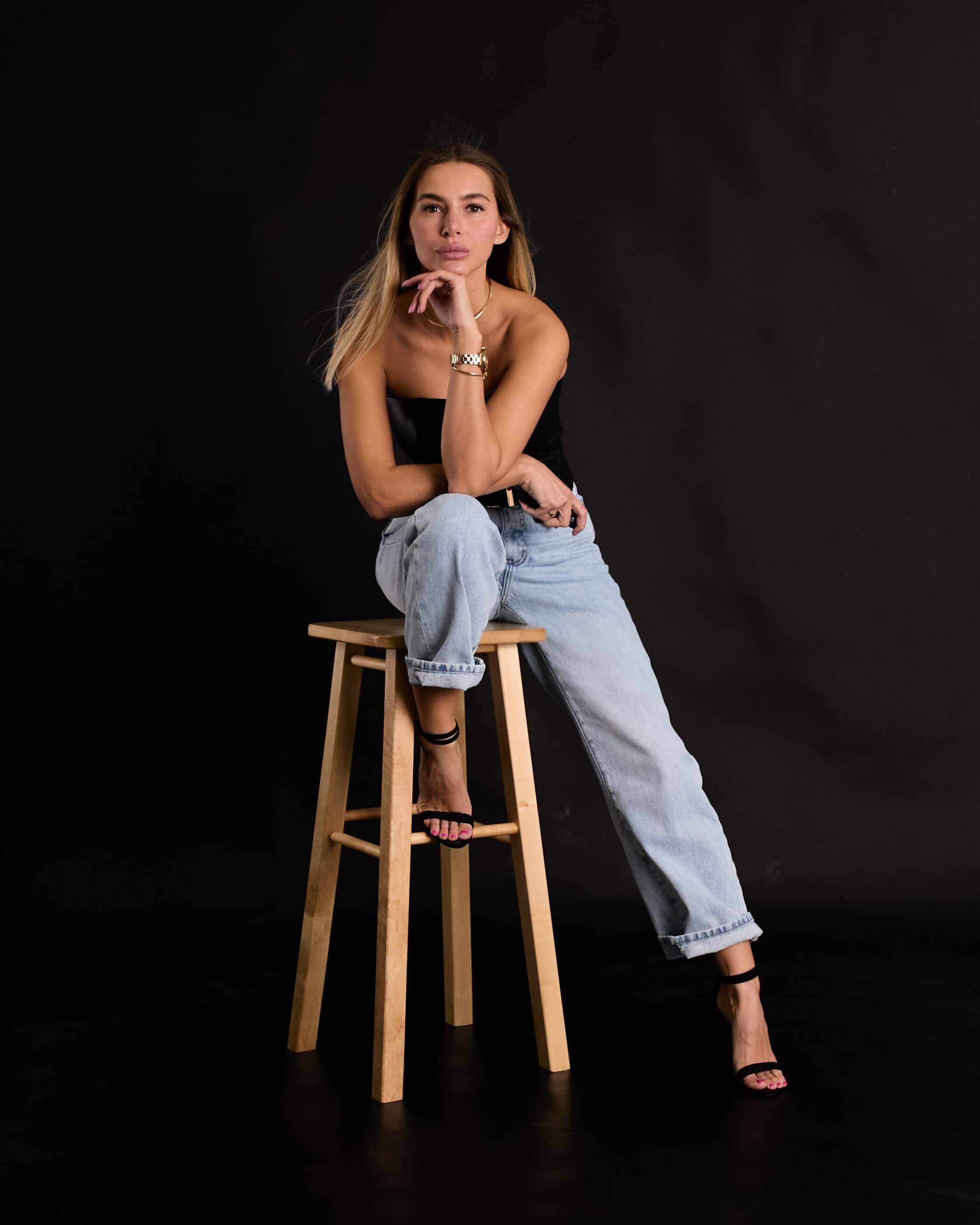 фотостудия где сам себя снимаешь екб