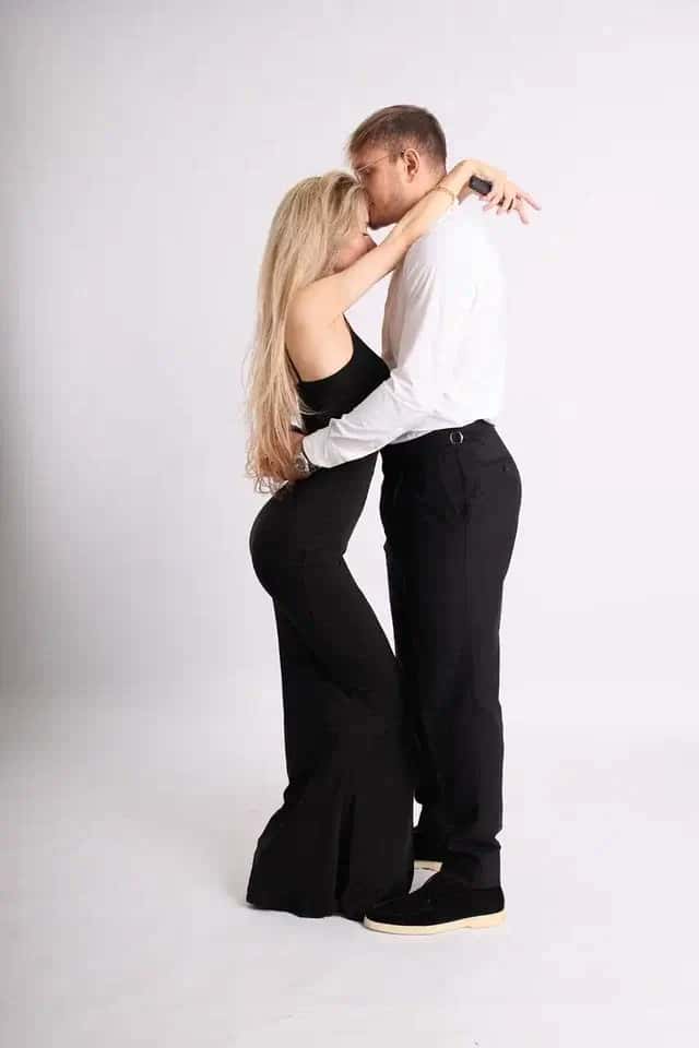 фото с пультом екб